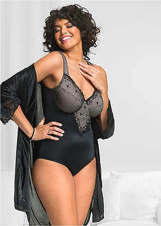 Kaarituellinen Minimizer-body kierrätetyllä polyamidilla