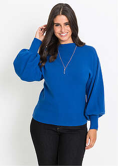 Oversize-neulepusero viskoosisekoitusta