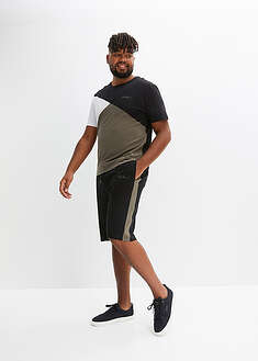 T-paita ja collegeshortsit (2-os. setti)