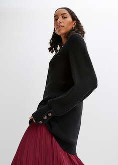 Napillinen pitkä neulepusero