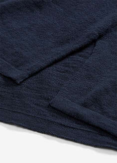 Neuletakki ohuesta puuvillaisesta liekkilangasta