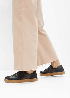 retrotyyliset-tennarit