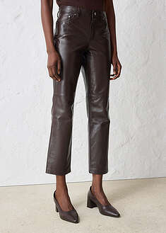 Nahkahousut lampaannappaa