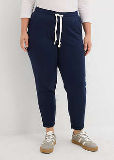 Collegehousut mukavalla vyötäröllä