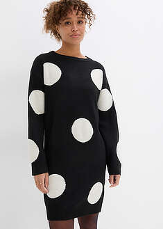 Pilkullinen oversize-neulemekko