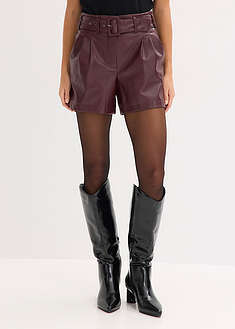 Vyölliset tekonahkashortsit