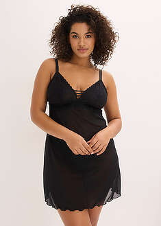 Kaaritueton sydänpitsinen yömekko